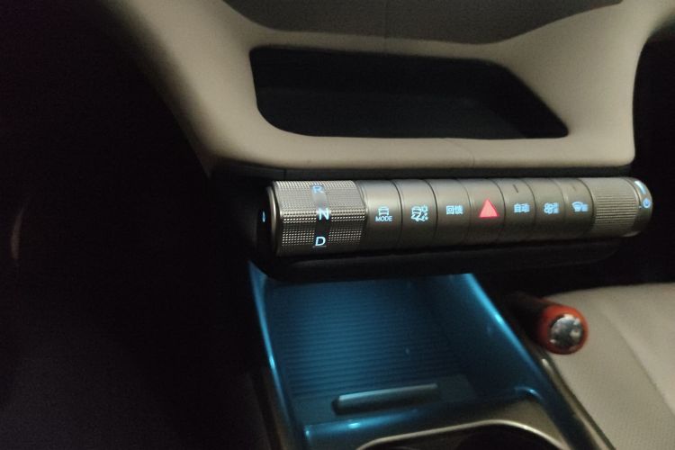 比亚迪 海豚 2023款 420km 时尚版局部细节18