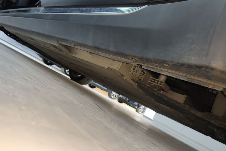 红旗E-QM5 2023款 改款 基础出行版局部细节9002