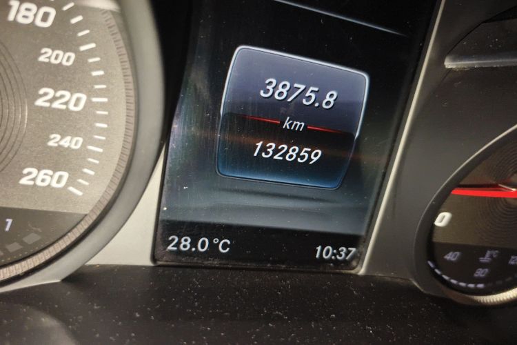 奔驰C级 2015款 C 200 L中控内饰15