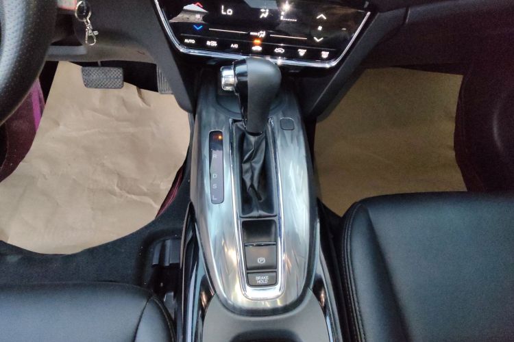 本田XR-V 2021款 220TURBO CVT舒适版中控内饰18