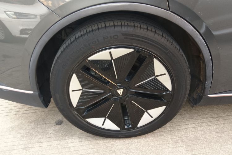 深蓝汽车 深蓝SL03 2023款 200Max增程版车身外观6008