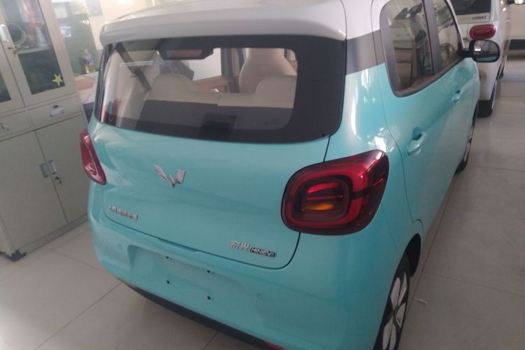 五菱汽车 宏光MINIEV 2025款 四门版 臻享+款车身外观6