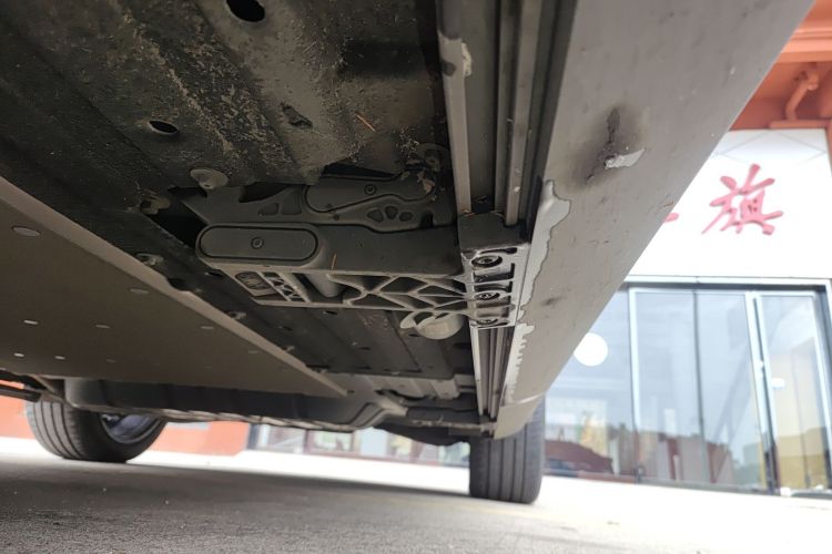 理想汽车 理想L9 2023款 Pro局部细节9002