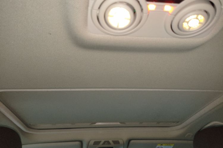 宝马3系 2018款 320Li 领先型M运动套装中控内饰22