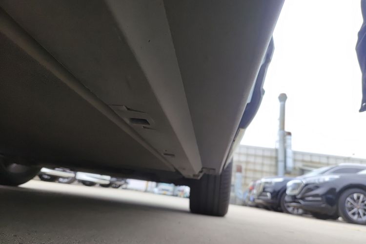 红旗E-HS9 2021款 460km 旗享版 六座局部细节9002