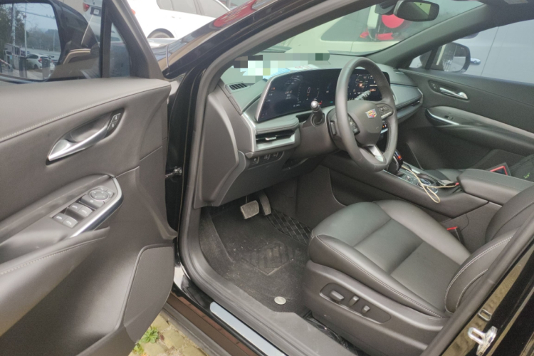 凯迪拉克XT4 2024款 28T 两驱豪华型中控内饰7003