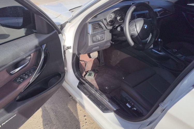 宝马3系 2018款 320Li 时尚型中控内饰20