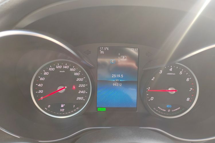 奔驰C级 2019款 C 260 L 运动版中控内饰14