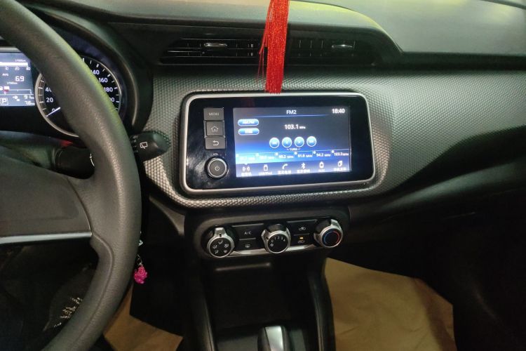 日产 劲客 2017款 1.5L CVT酷享版中控内饰16