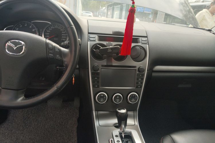 马自达6 2015款 2.0L 自动时尚型局部细节16