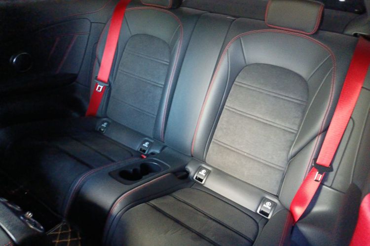 奔驰C级(进口) 2023款 C 260 轿跑车中控内饰7004