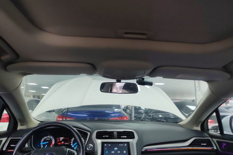 福特 蒙迪欧 2020款 EcoBoost 200 时尚型局部细节22