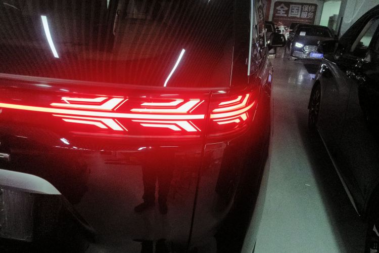 腾势D9 2024款 DM-i 980 四驱旗舰型车身外观6006