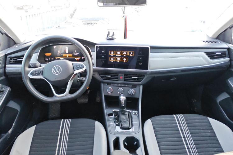 大众 宝来 2024款 200TSI DSG畅行版中控内饰12