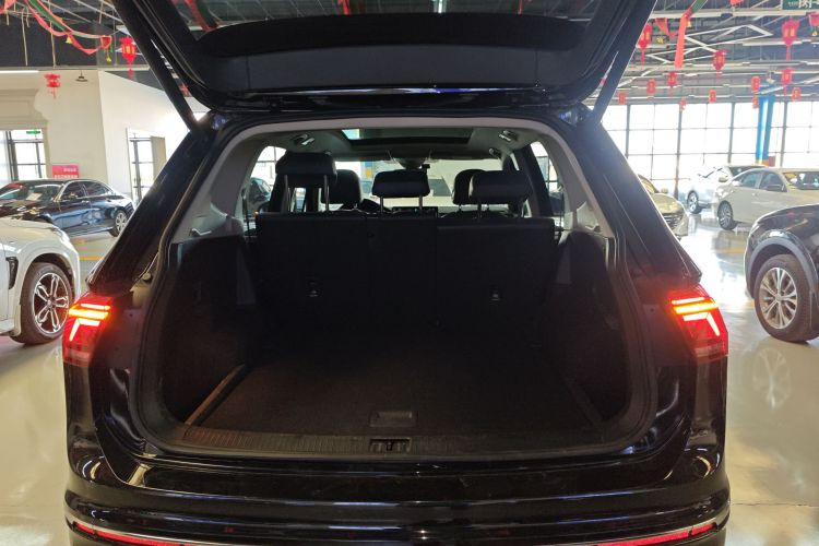 大众 途观L 2023款 改款 330TSI 自动两驱R-Line越享版局部细节23