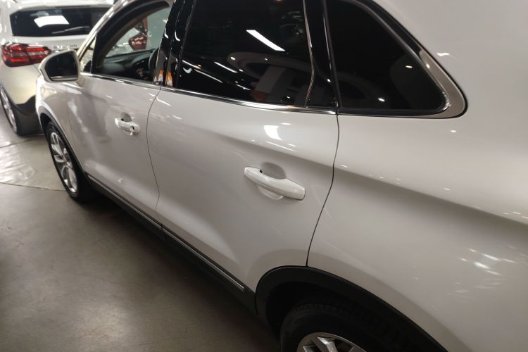 林肯MKC 2014款 2.0T 两驱尊雅版车身外观6003