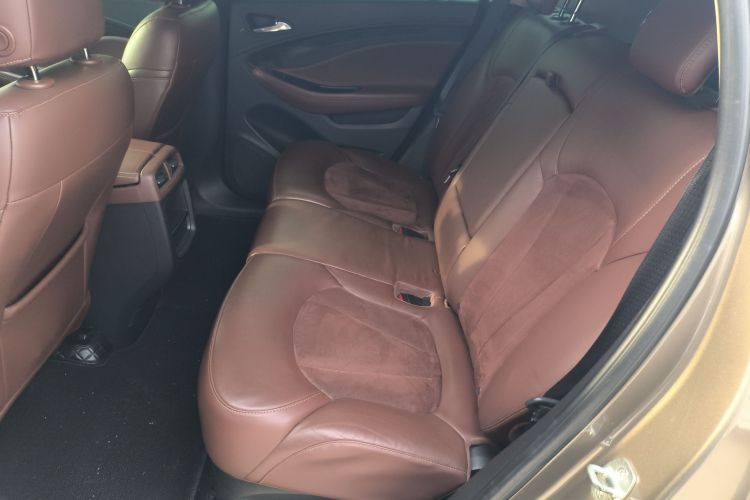 别克 昂科威 2016款 20T 两驱精英型中控内饰21