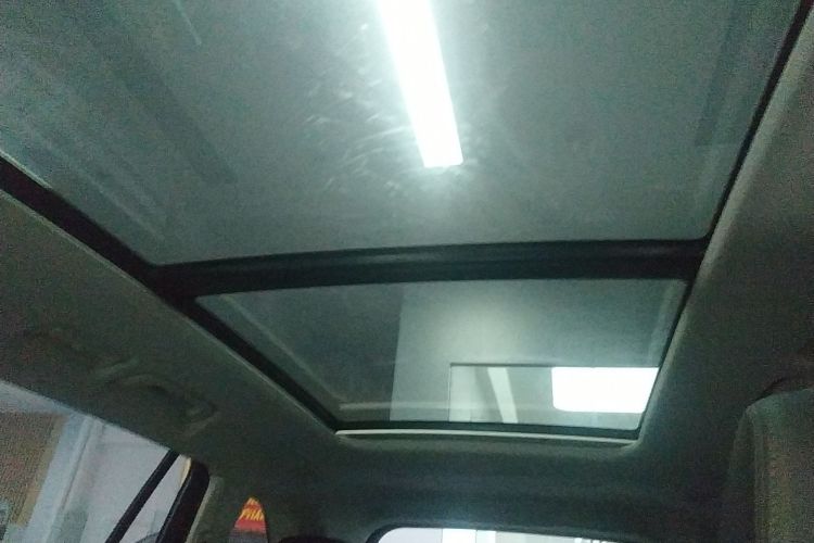 红旗HS7 2023款 2.0T 自动四驱旗畅版 六座局部细节22