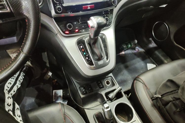 哈弗H6 2017款 红标 运动版 1.5T 自动两驱豪华型中控内饰18