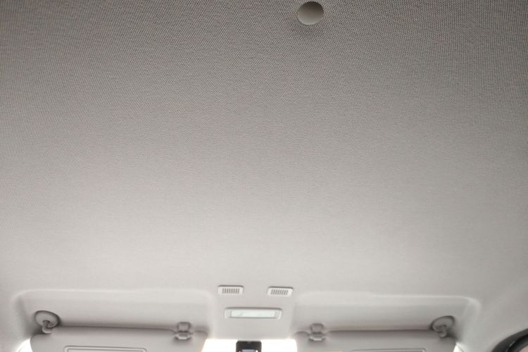 吉利银河 2025款 210km 熊猫骑士中控内饰22