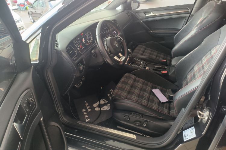 大众 高尔夫GTI 2019款 2.0TSI GTI 国V中控内饰7003