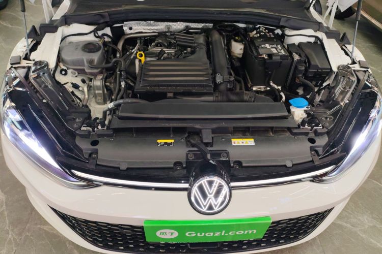 大众 2025款 凌渡L 280TSI DSG酷辣版机舱底盘24