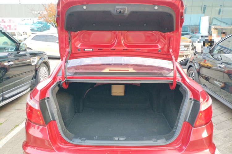 长安 逸动 2015款 1.6L 自动豪华型局部细节23