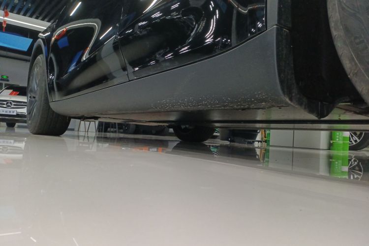 特斯拉 Model Y 2025款 后轮驱动版局部细节9002