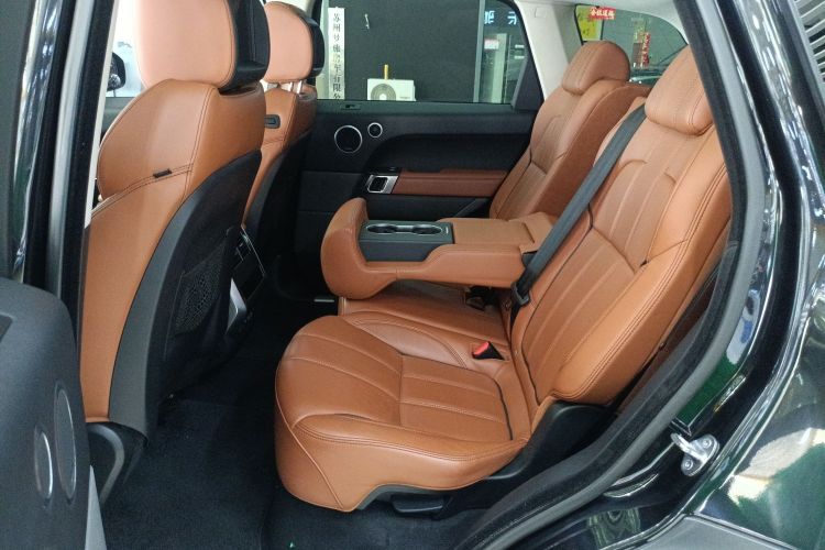 路虎 揽胜运动版 2017款 3.0 SC V6 HSE DYNAMIC中控内饰7004