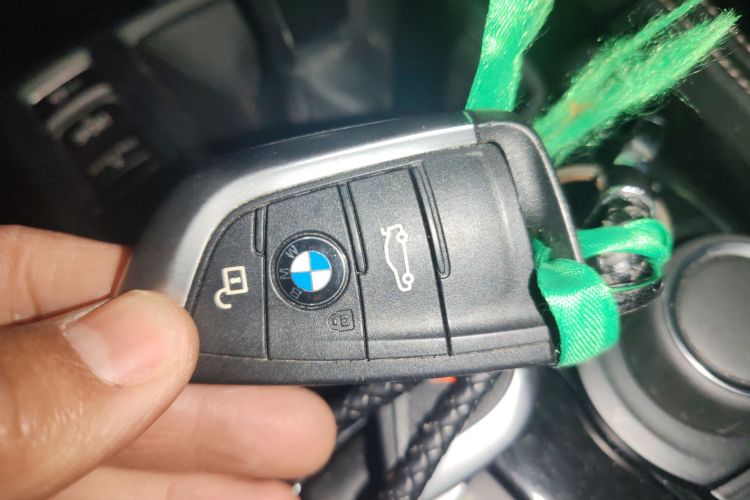 宝马1系 2020款 120i M运动套装中控内饰11