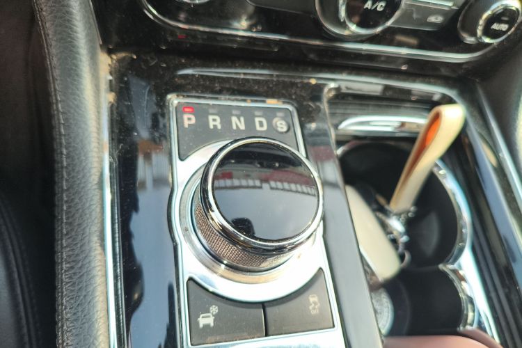 捷豹XJ 2015款 XJL 3.0 SC 典雅商务80周年典藏版局部细节18