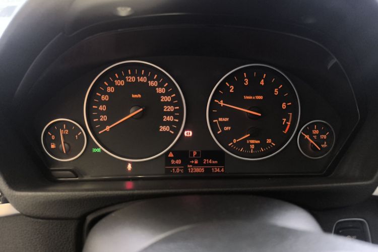 宝马3系 2017款 320Li xDrive 时尚型中控内饰14