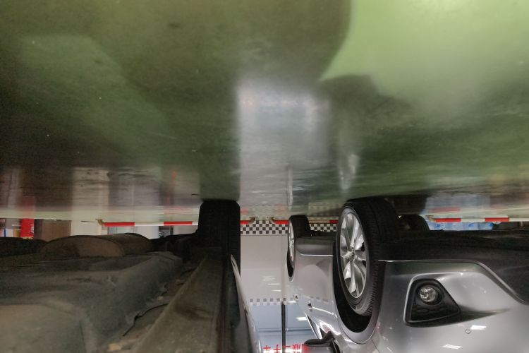 丰田 汉兰达 2018款  2.0T 两驱豪华版 7座 国VI局部细节9001