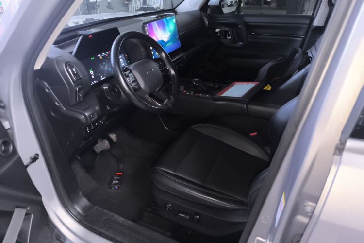 哈弗大狗 PLUS 新能源 2023款 DHT-PHEV 105km 潮电版Plus中控内饰19