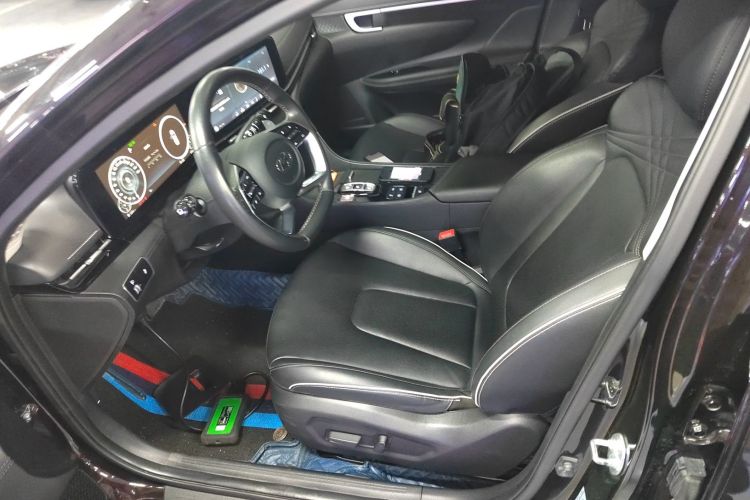 现代 名图 2021款 270TGDi DCT LUX尊贵版中控内饰19