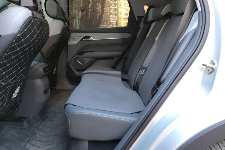 奔腾 悦意03 2025款 565km 乐享版中控内饰21