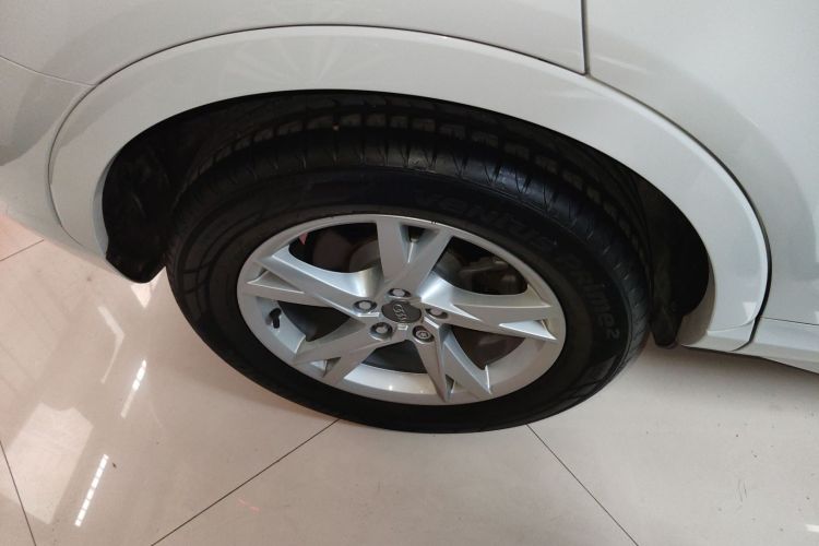 奥迪Q3 2018款 30周年年型 30 TFSI 时尚型车身外观6008