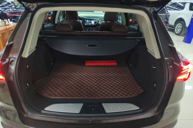 别克 昂科威 2021款 532T 两驱精英型局部细节23