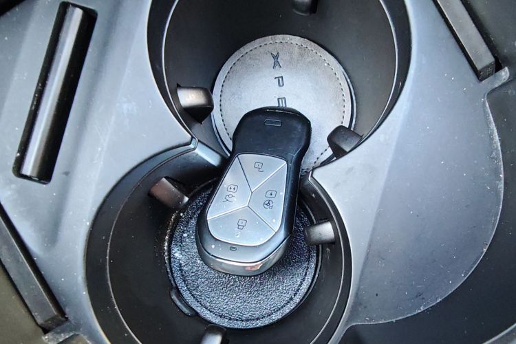 小鹏P7 2022款 480E+中控内饰11