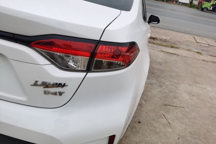 丰田 雷凌 2023款 185T CVT豪华版车身外观9