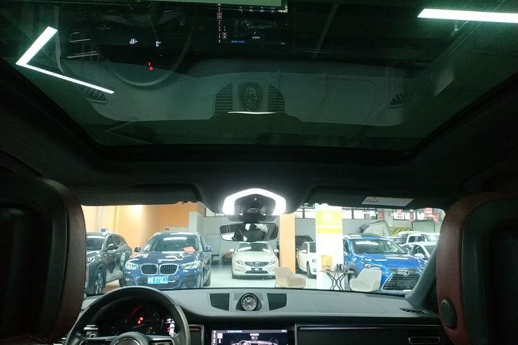 保时捷 2024款 Macan 2.0T中控内饰22