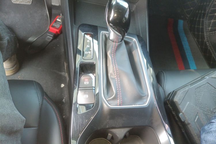 名爵 MG5 2023款 180DVVT CVT风尚版中控内饰18