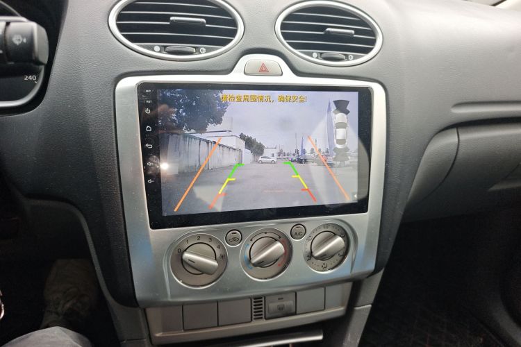 福特 福克斯 2013款 两厢经典 1.8L 自动基本型局部细节16