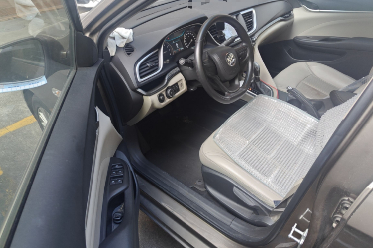 别克 英朗 2016款 15N 自动精英型中控内饰7003