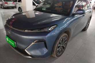 吉利银河 银河星舰7 EM-i 2025款 120km 领航版