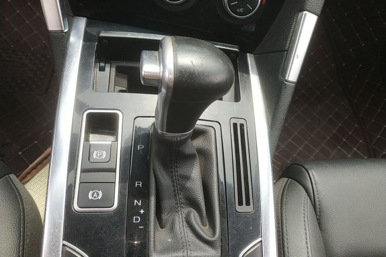 哈弗H7 2016款 蓝标H7 2.0T 自动豪华型局部细节18