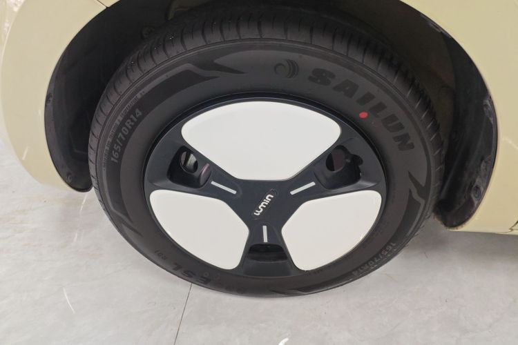 长安启源 长安Lumin 2023款 301km 蜜沁款车身外观6007