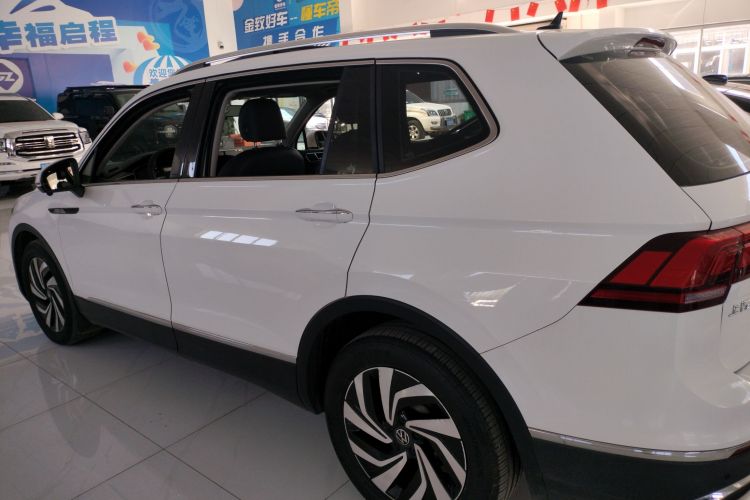 大众 途观L 2022款 330TSI 自动两驱智享版车身外观4