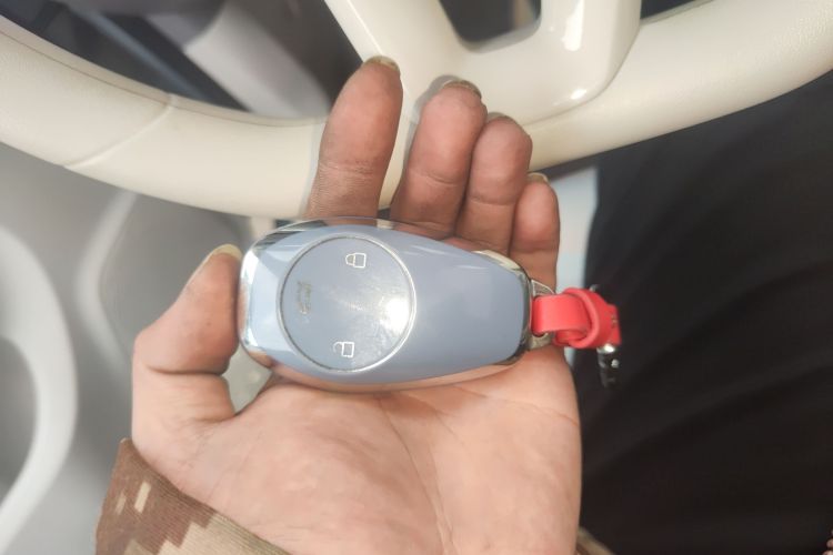 零跑汽车 零跑T03 2023款 310轻享版中控内饰11