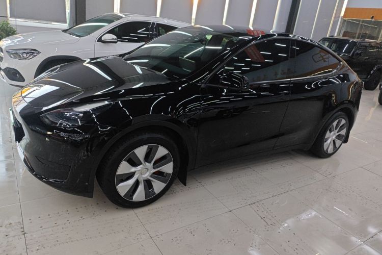 特斯拉 Model Y 2022款 后轮驱动版车身外观6003